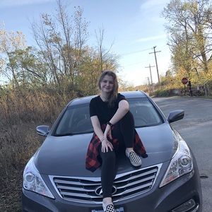 Meet your Posher, Jenny